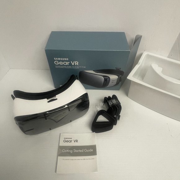 Samsung Gear VR Headset Oculus SM-R322 for Note5 S6 & S6 Edge S7 & Edge - W870 - Picture 2 of 8